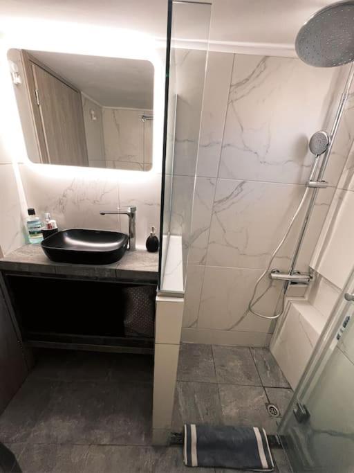 Minimal 3Br Apartment In Αθήνα Εξωτερικό φωτογραφία